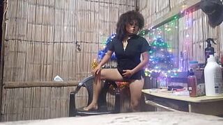 Step on Christmas!! Beautiful curly haired Asian has a passionate adventure with a pizza delivery boy. They have sex standing in an old house porn video